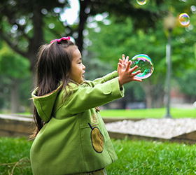 Gras, Kind, Weiblich, Mädchen, Person