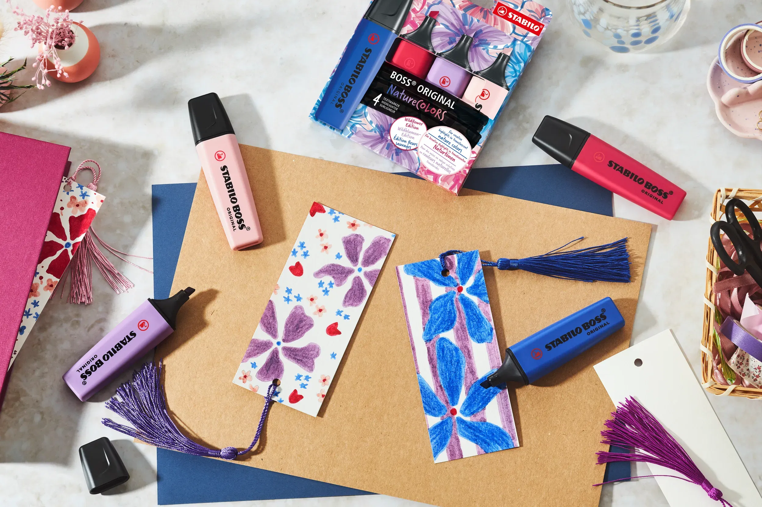 Textmarker STABILO BOSS ORIGINAL NatureCOLORS Wildflower in Aktion