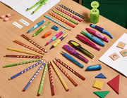 Schülerbedarf, Schreibwaren, Buntstifte, Kugelschreiber, Lineale