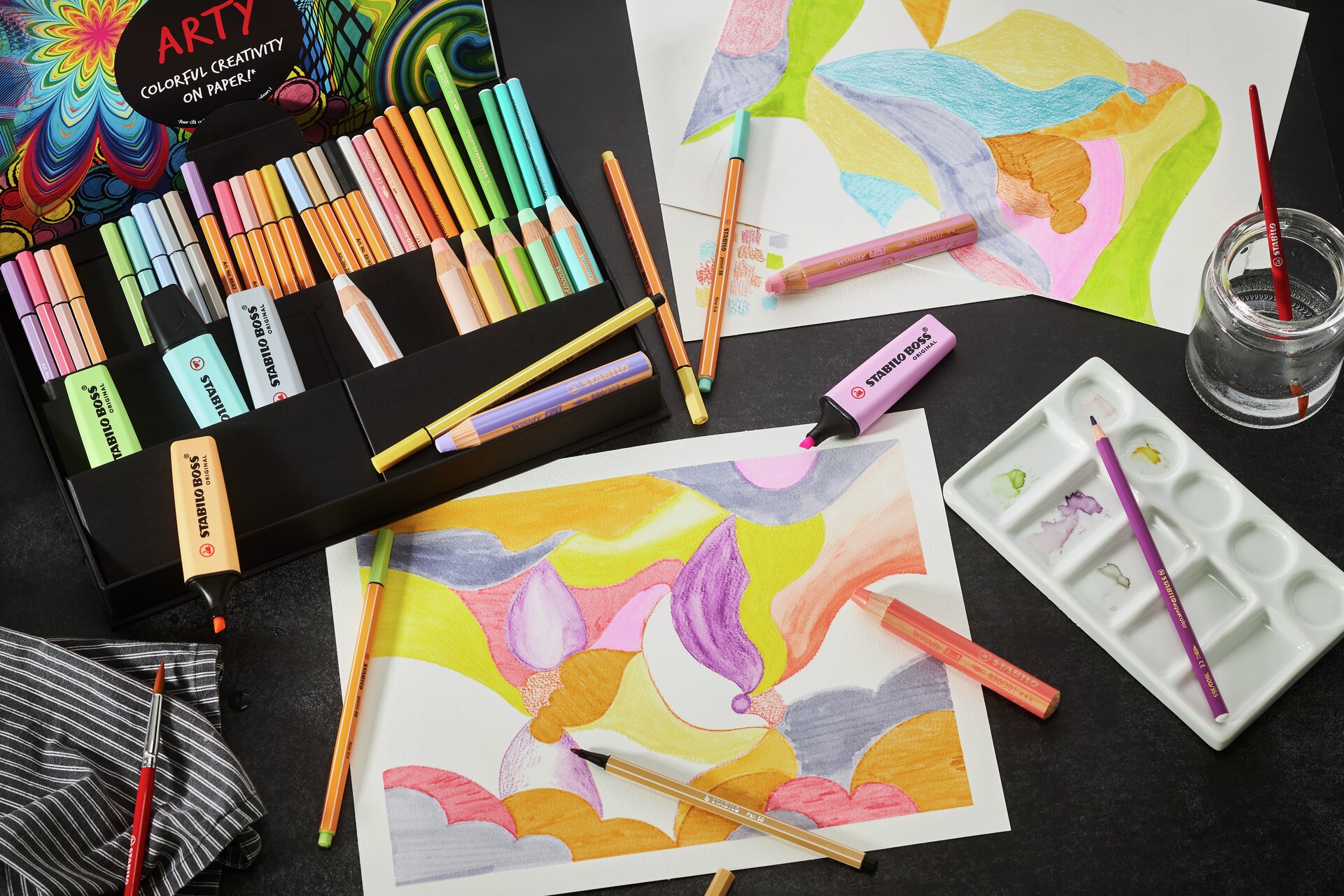 Malblock, Markerstifte, Aquarellfarben, Buntstifte, Kunstset