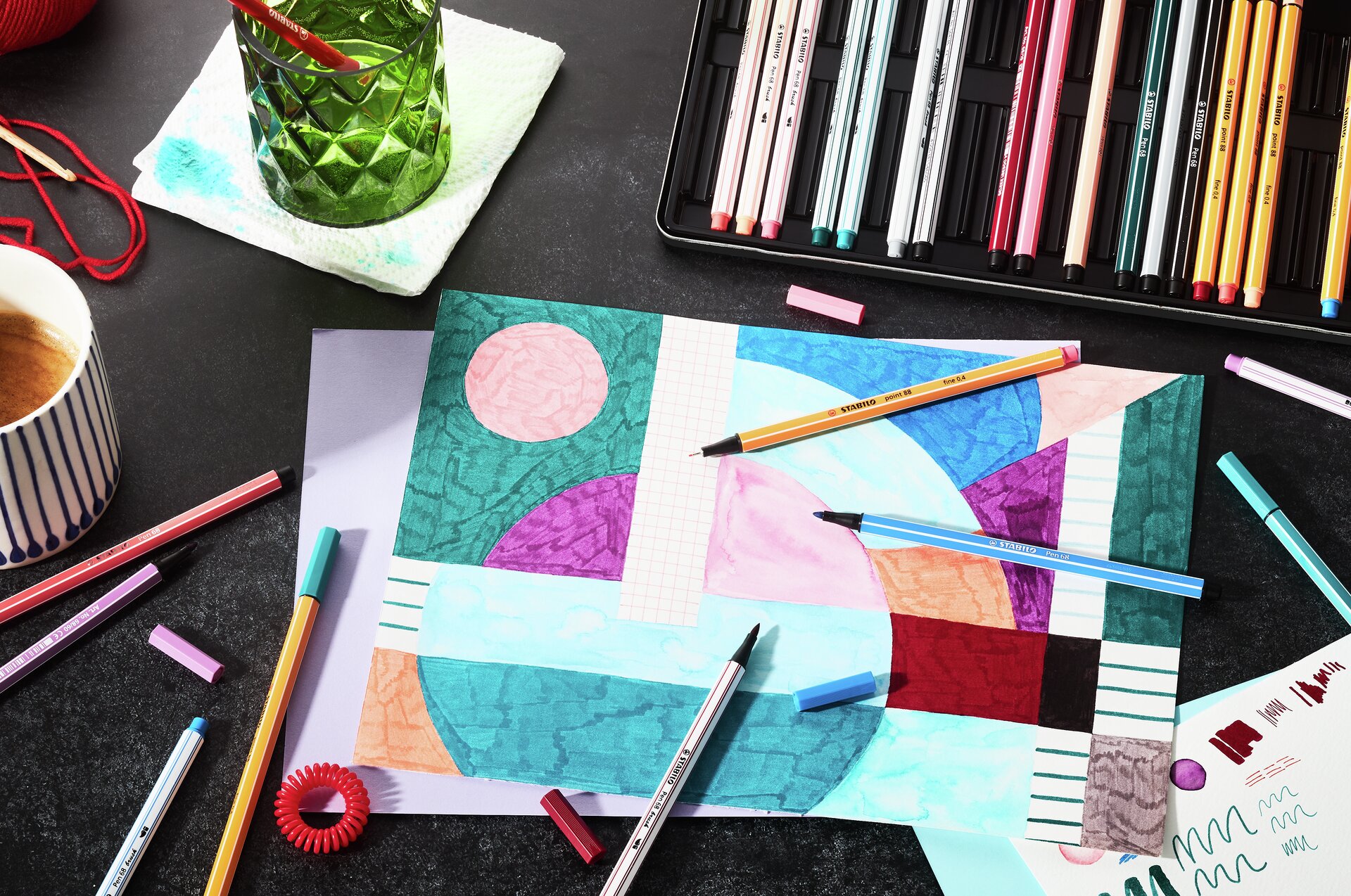 zeichenmaterial, buntstifte, zeichnung, kunstprojekt, papierkunst